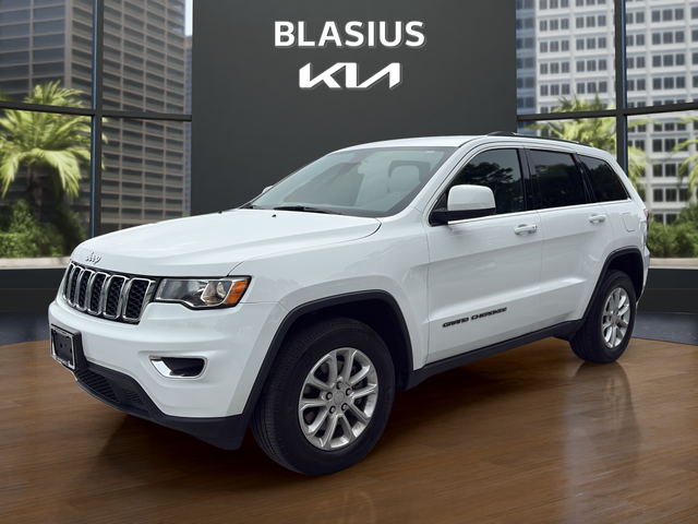 2021 Jeep Grand Cherokee Laredo E 4WD's photo