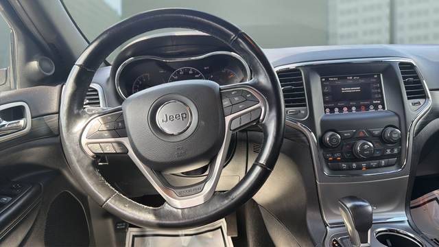 2020 Jeep Grand Cherokee Laredo E