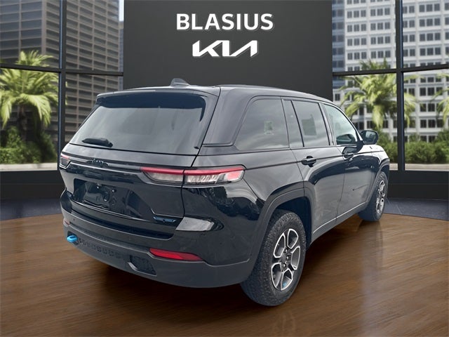 2023 Jeep Grand Cherokee Trailhawk 4xe