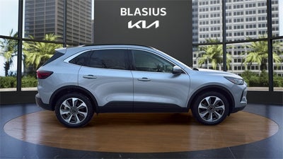 2024 Ford Escape Platinum