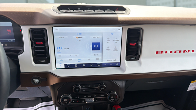 2023 Ford Bronco Heritage Limited Edition