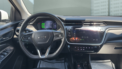 2023 Chevrolet Bolt EUV LT