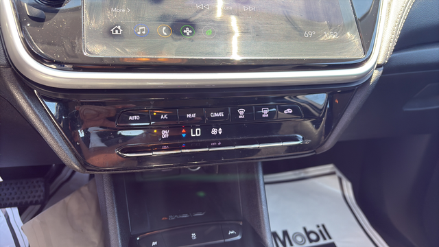 2023 Chevrolet Bolt EUV LT