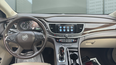 2017 Buick LaCrosse Essence