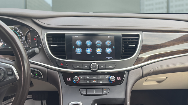 2017 Buick LaCrosse Essence