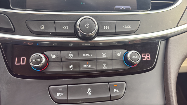 2017 Buick LaCrosse Essence
