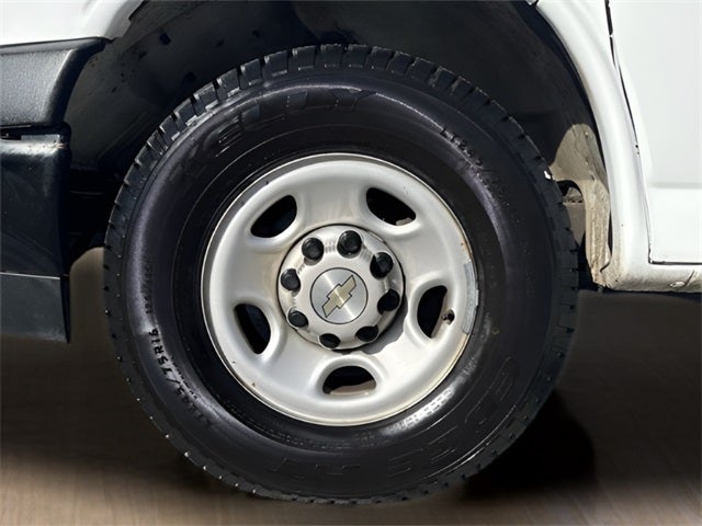 2022 Chevrolet Express 2500 LS Passenger