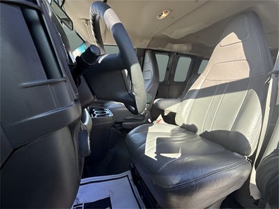 2022 Chevrolet Express 2500 LS Passenger