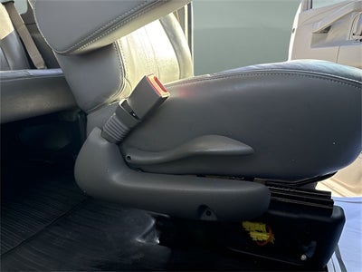 2022 Chevrolet Express 2500 LS Passenger