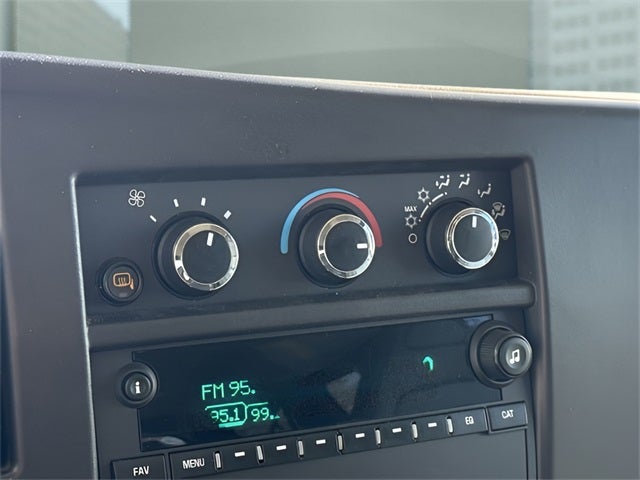 2022 Chevrolet Express 2500 LS Passenger