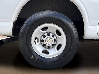 2022 Chevrolet Express 2500 LS Passenger