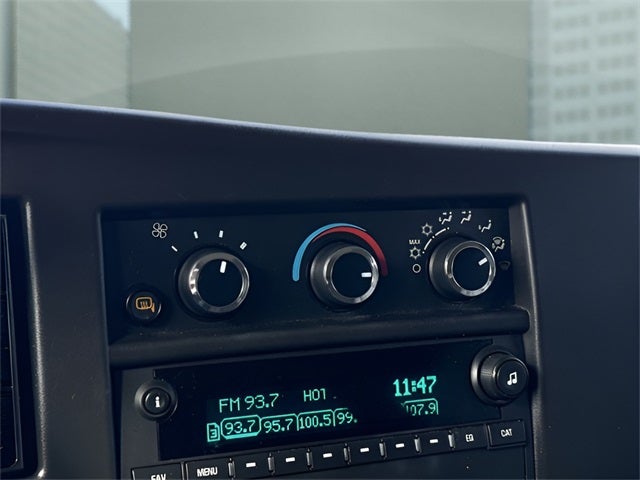 2022 Chevrolet Express 2500 LS Passenger