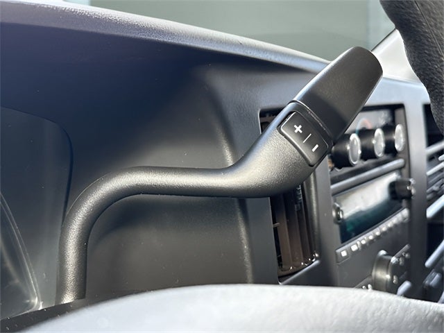 2022 Chevrolet Express 2500 LS Passenger