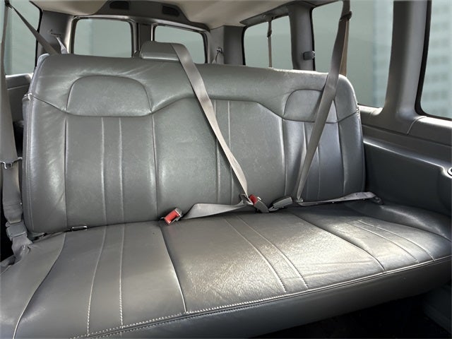 2022 Chevrolet Express 2500 LS Passenger