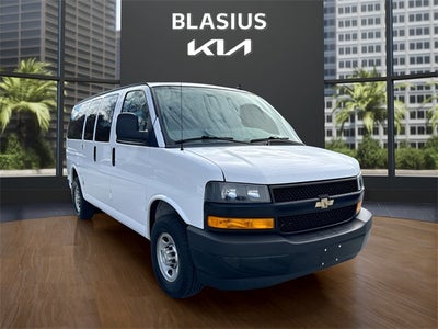 2022 Chevrolet Express 2500 LS Passenger