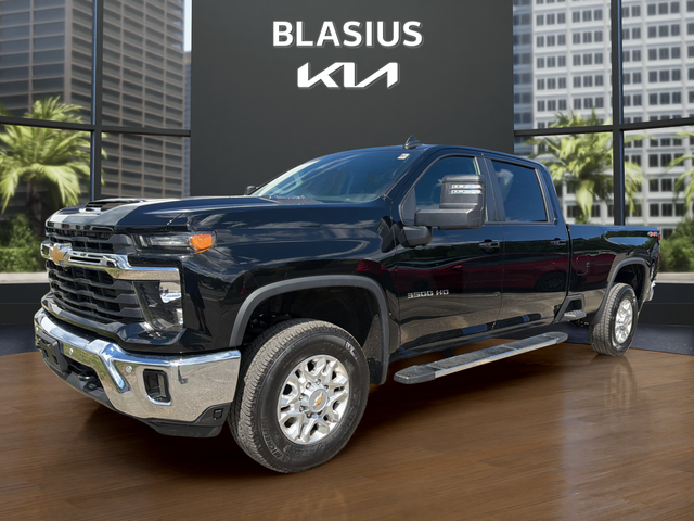 2025 Chevrolet Silverado 3500HD LT