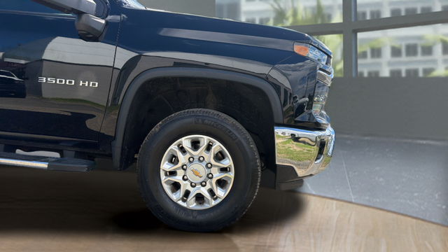 2025 Chevrolet Silverado 3500HD LT