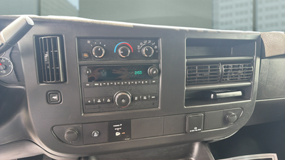 2024 Chevrolet Express 2500 Work Van Cargo