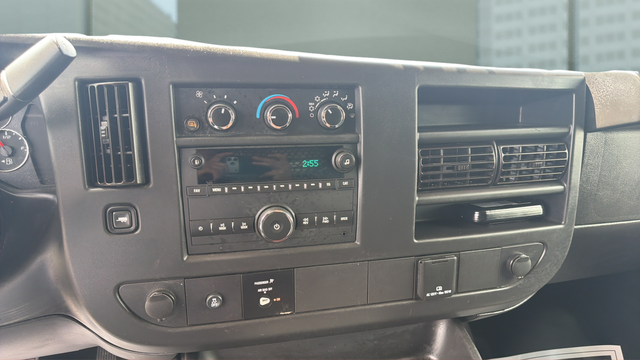2024 Chevrolet Express 2500 Work Van Cargo