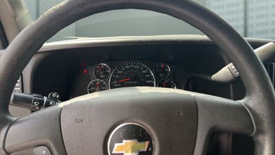 2024 Chevrolet Express 2500 Work Van Cargo