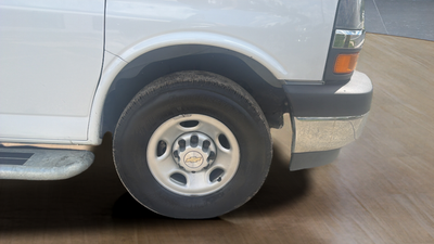 2024 Chevrolet Express 2500 Work Van Cargo