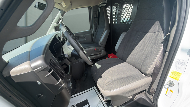 2024 Chevrolet Express 2500 Work Van Cargo