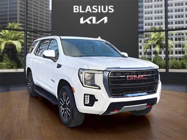 2023 GMC Yukon AT4