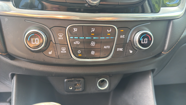 2020 Chevrolet Traverse RS