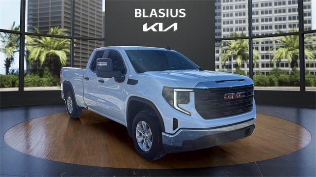 2023 GMC Sierra 1500 Pro