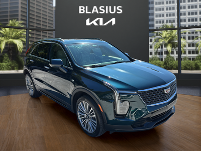 2024 Cadillac XT4 Premium Luxury