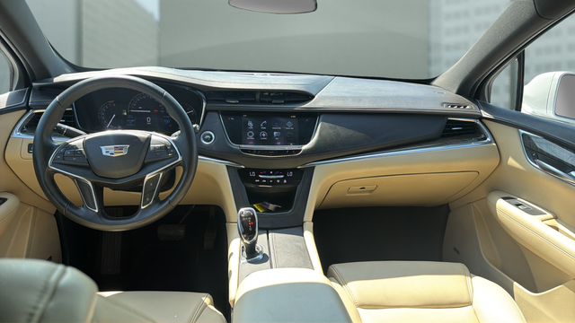 2017 Cadillac XT5 Base