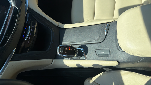 2017 Cadillac XT5 Base