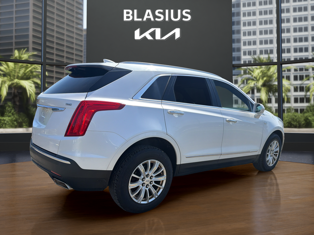 2017 Cadillac XT5 Base
