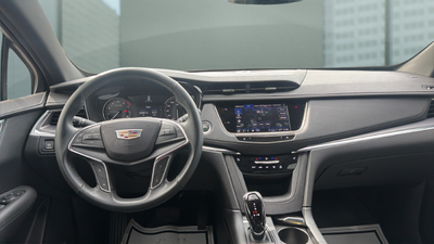 2024 Cadillac XT5 Luxury