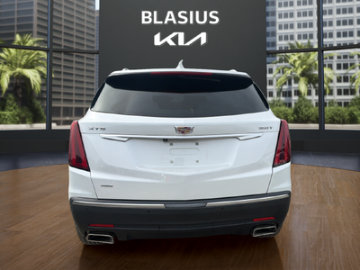 2024 Cadillac XT5 Luxury