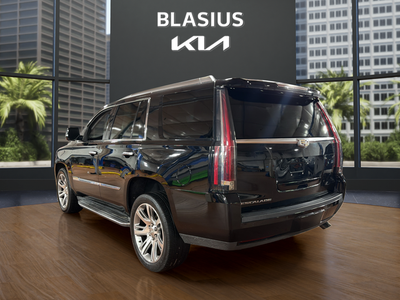 2016 Cadillac Escalade Luxury