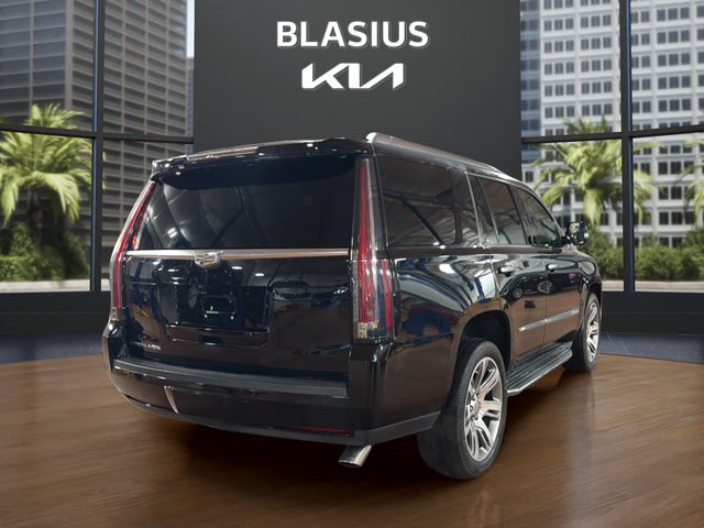 2016 Cadillac Escalade Luxury