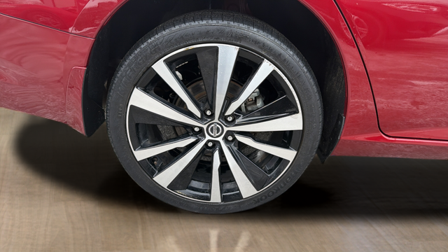 2021 Nissan Altima 2.5 SR