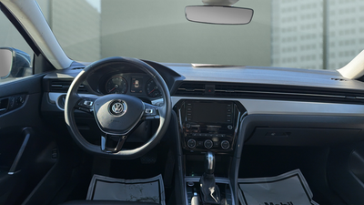 2022 Volkswagen Passat 2.0T SE