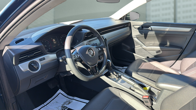 2022 Volkswagen Passat 2.0T SE