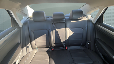 2022 Volkswagen Passat 2.0T SE