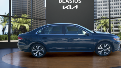 2022 Volkswagen Passat 2.0T SE