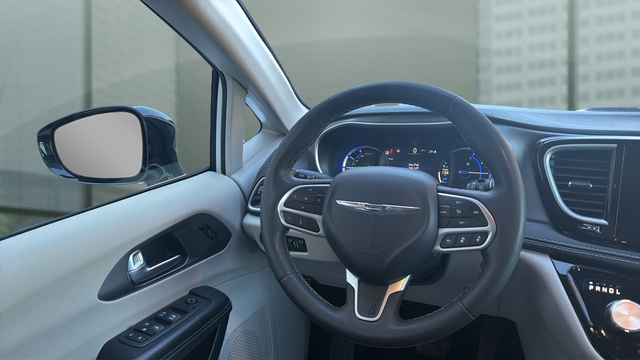 2024 Chrysler Pacifica Hybrid Select