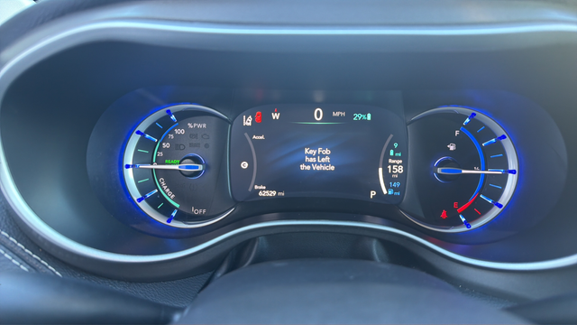 2024 Chrysler Pacifica Hybrid Select