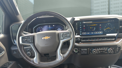 2025 Chevrolet Silverado 1500 LT LT1