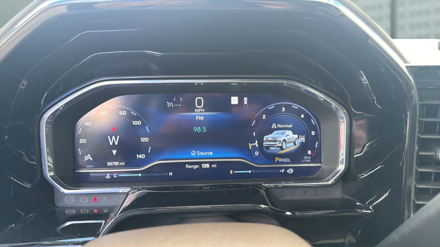 2025 Chevrolet Silverado 1500 LT LT1