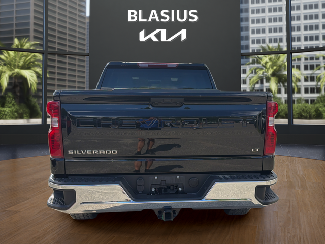 2025 Chevrolet Silverado 1500 LT LT1