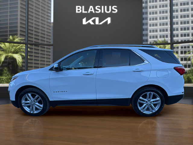 Used 2018 Chevrolet Equinox Premier with VIN 2GNAXVEV3J6131859 for sale in Watertown, CT