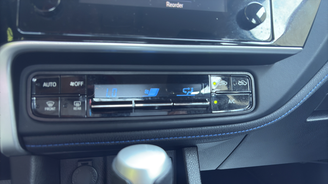 2019 Toyota Corolla SE