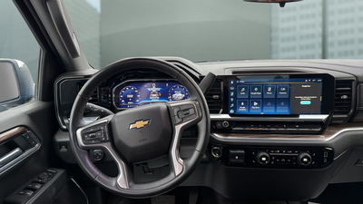 2025 Chevrolet Silverado 1500 LT LT1